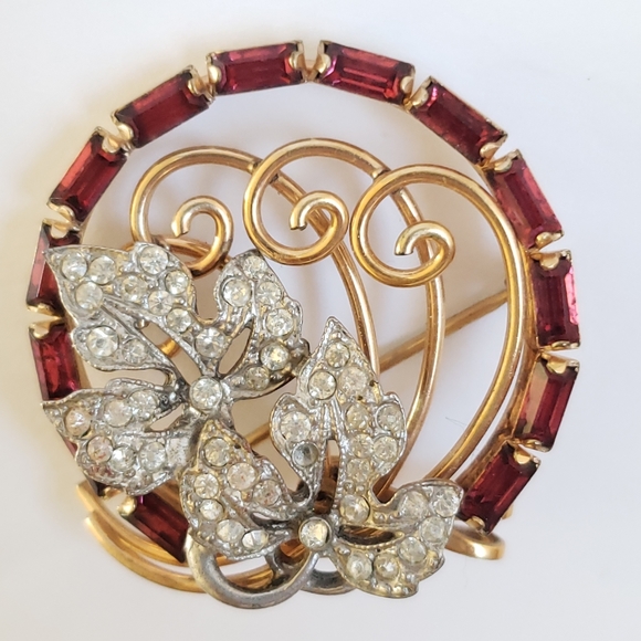 CRC Jewelry - CRC gold filled vintage brooch